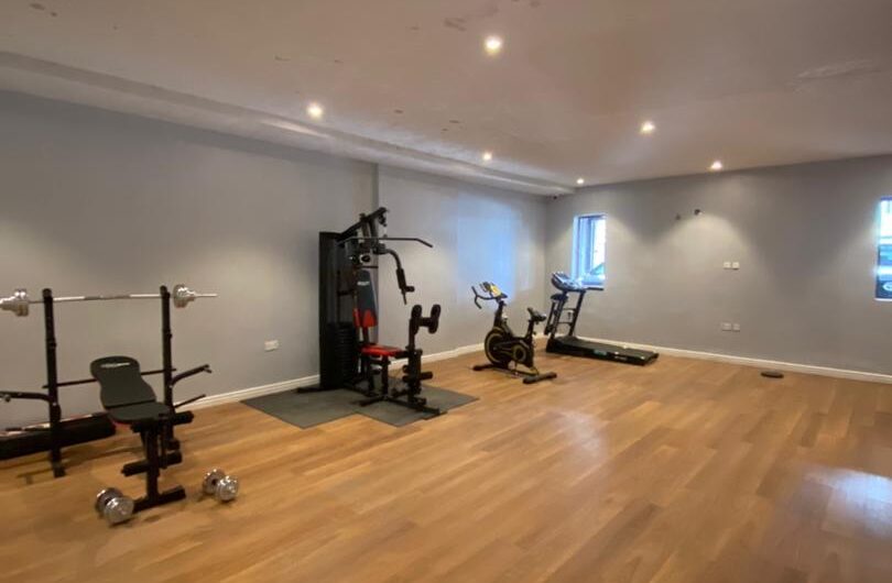 Luxury 1-Bedroom Apartment with Elevator, Gym & Swimming Pool | Lekki  Phase 1