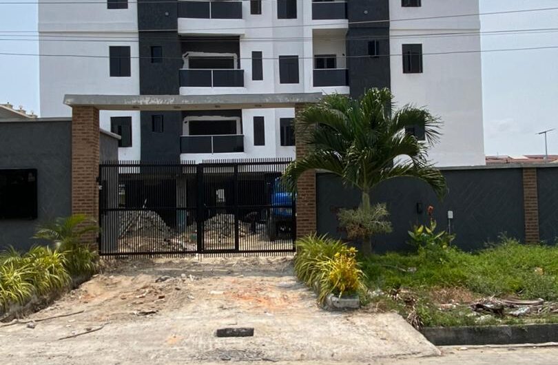 Luxury 1 & 2 Bedroom Apartments with Elevator in Prime Lekki Phase 1