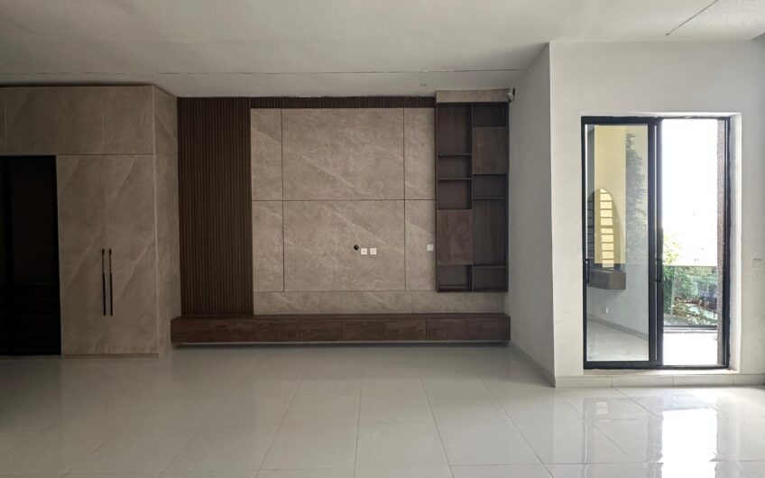Luxury 5-Bedroom Semi-Detached Duplex in Ajah with Governor’s Consent & CofO